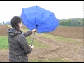 Regenschirm Birdiepal schl�gt um ohne Speichenbruch